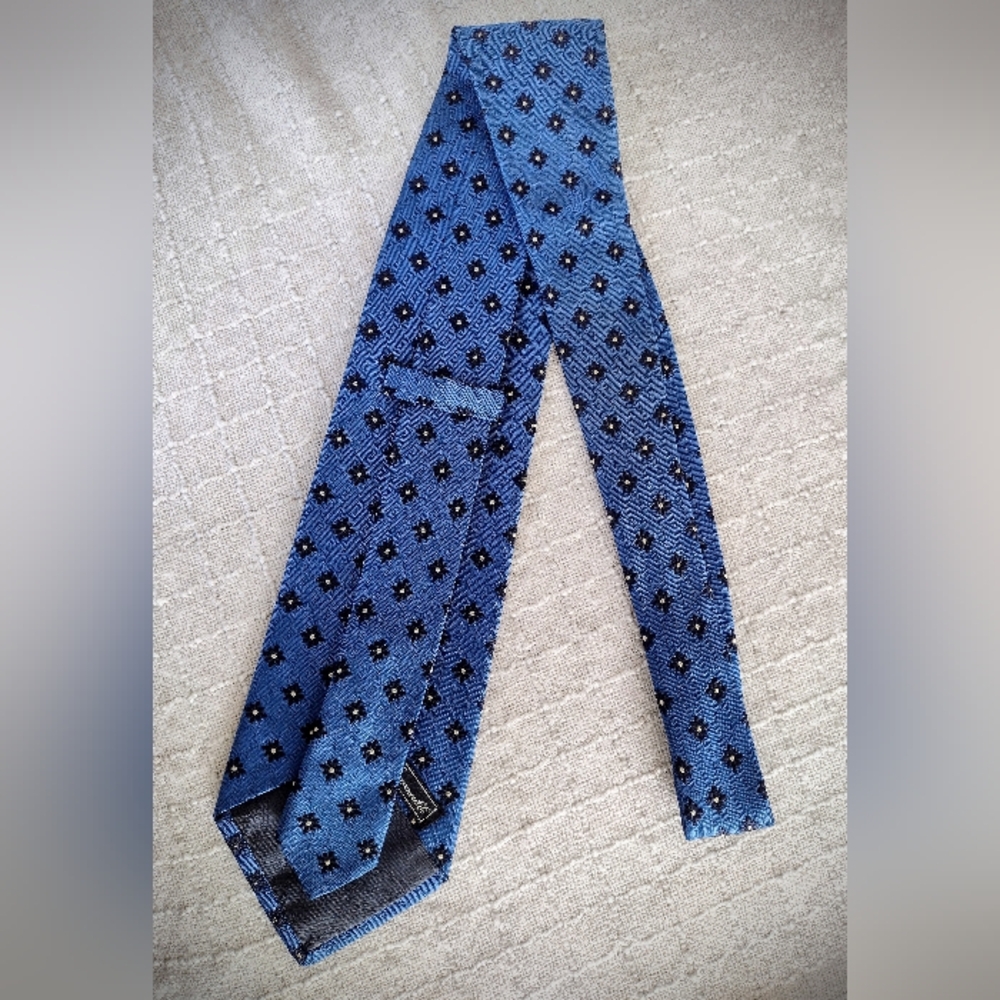 Like New Vintage 90's Faconnable Blue Necktie, Made in France, 100% Silk - Picture 6 of 8